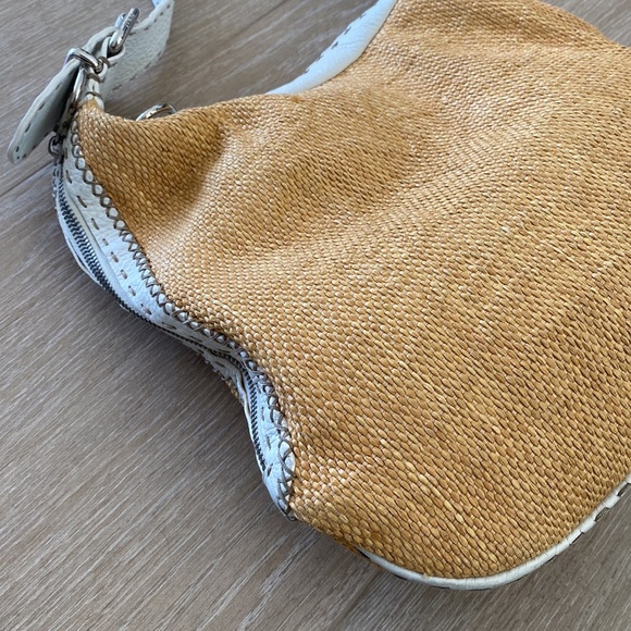 FENDI Oyster Selleria Lavorazione a Mano handbag. Straw/white leather!! - Picture 3 of 16